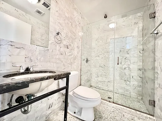 Rented by Pear NYC LLC | media 15