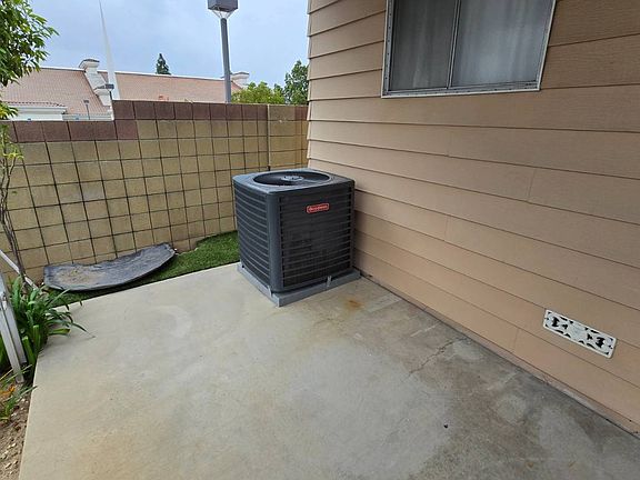 4th image of 38 Rogers Ct