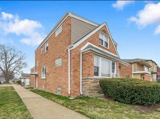 7030 16th St APT 1, Berwyn, IL 60402