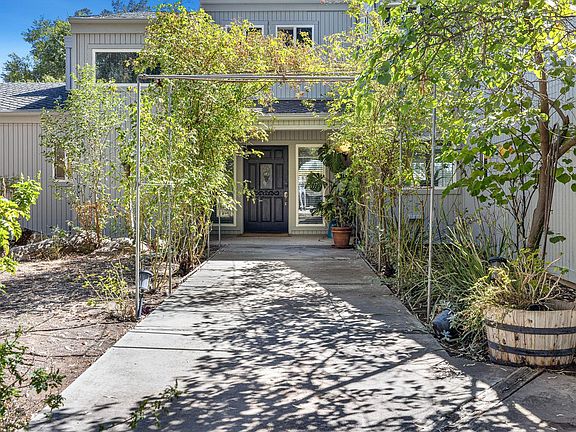 2nd image of 4606 N Kittyhawk Ave