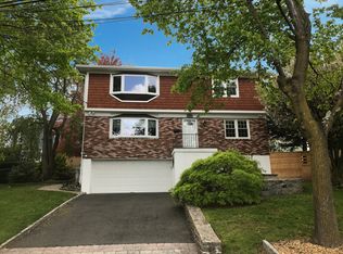 20 Highview Ave, Rye Brook, NY 10573