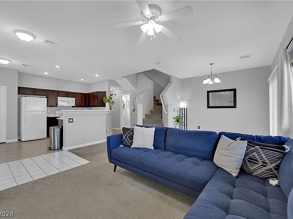 3rd image of 4808 Straight Flush Dr Unit 102