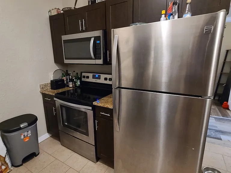 601 W Warren Ave #1/2 — Photo 7