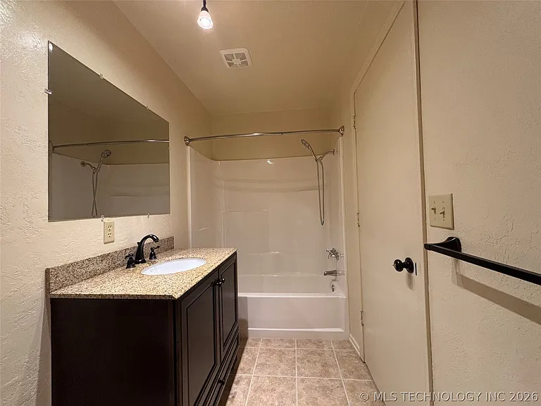 37 Bitter Sweet Ln — Photo 9