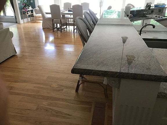 5th image of 10989 Woodlake Dr