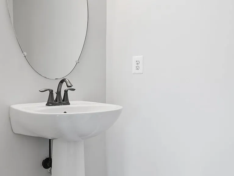 15360 Kensington Park Dr — Photo 23