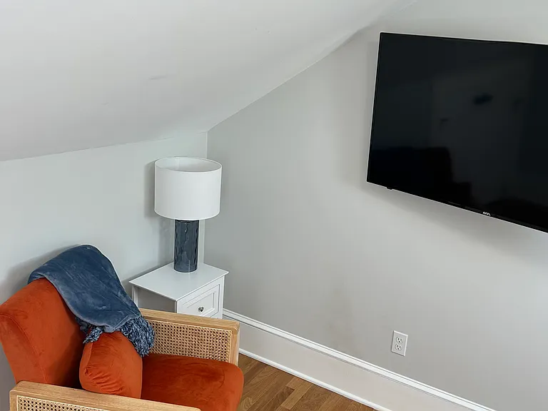 326 Thames St #3 — Photo 7