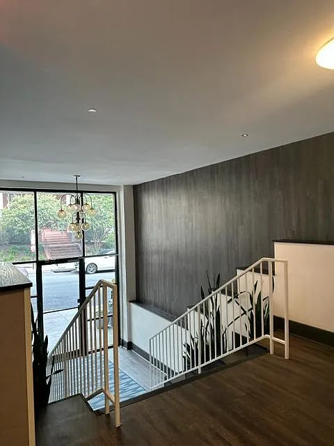 1420 Clifton St NW — Photo 3