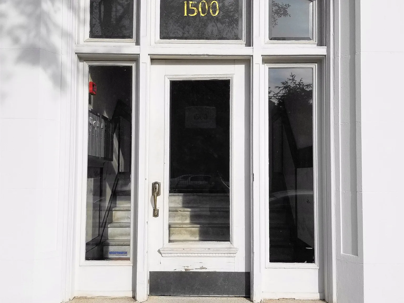 3 bed, 980 sqft, $3,000 — Photo 1