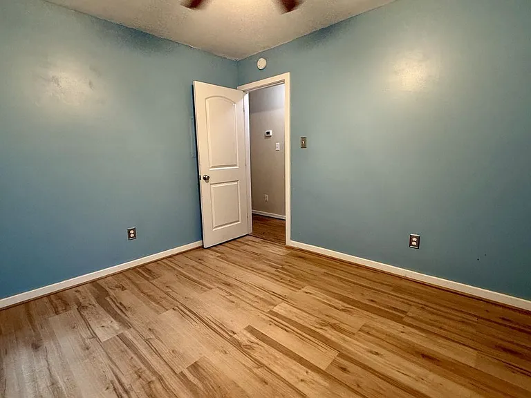 5745 Waterwood Dr — Photo 16