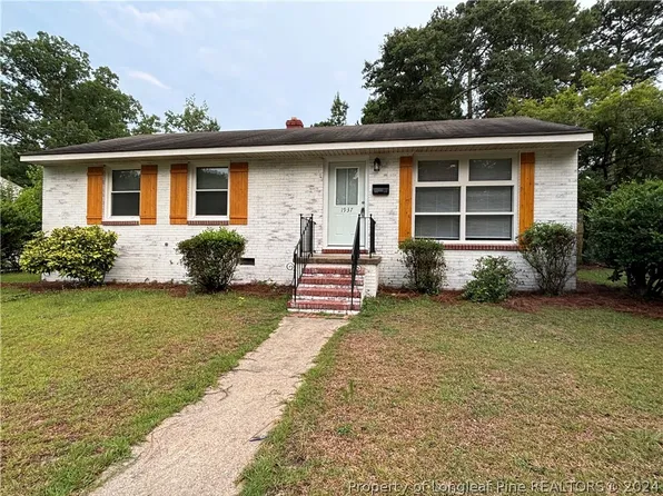 1937 Spruce St, Fayetteville, NC 28303