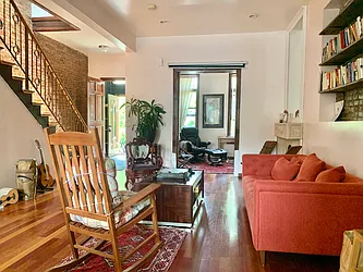 Rented by Voro New York