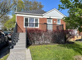 31 Sharpe St, Toronto, ON M1N3T7