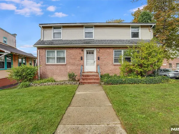 10 5th St, Ridgefield Park, NJ 07660