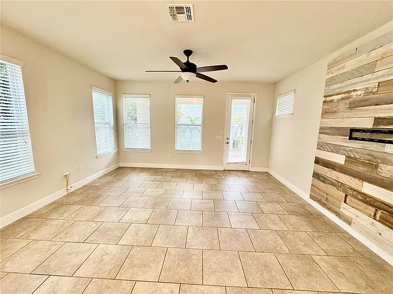 7208 Milestone Dr — Photo 12