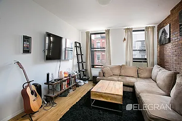 Rented by (Legacy) Elegran