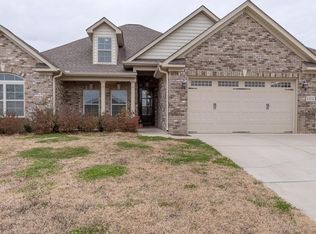 104 Legacy Trace Dr, Huntsville, AL 35806