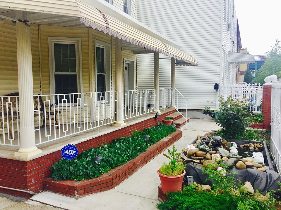 1st image of 8722 124th St
