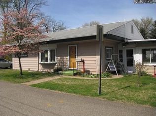 227 Cedar Ln NW, New Philadelphia, OH 44663