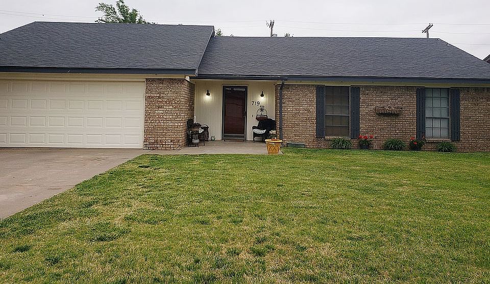1st image of 719 Wilbanks Dr