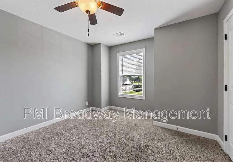 1259 Eagles View Dr — Photo 17