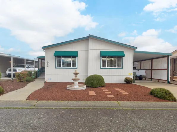 122 Whispering Willow Dr, Grants Pass, OR 97527