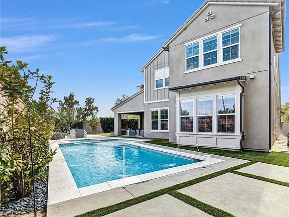 2nd image of 2491 N La Colina Ct