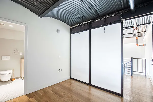 Rented by Nooklyn NYC LLC | media 83