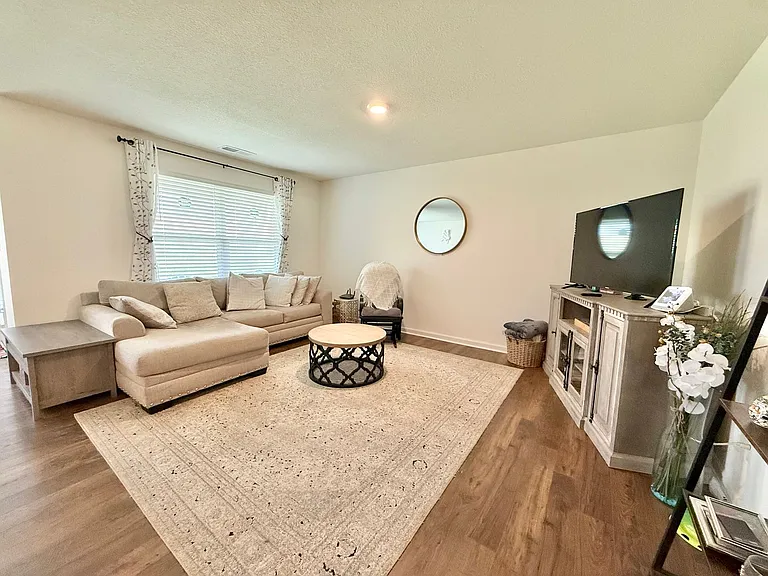 117 Crescent Cir — Photo 14