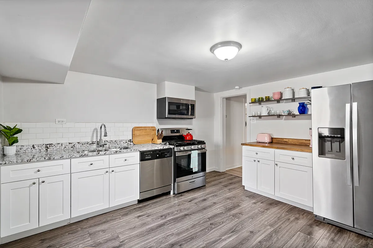 Building Photo - 3510 N Columbine St #BASEMENT