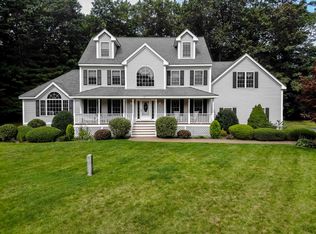 23 Briarwood Dr, Salem, NH 03079