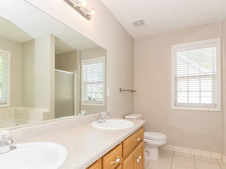 437 Camella Cir — Photo 9