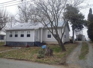 409 Arpia St, Lexington, VA 24450