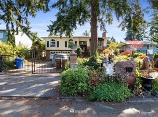 2206 E 67th St, Tacoma, WA 98404