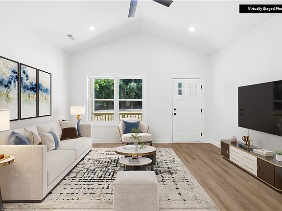 3rd image of 332 Hollingswood Dr