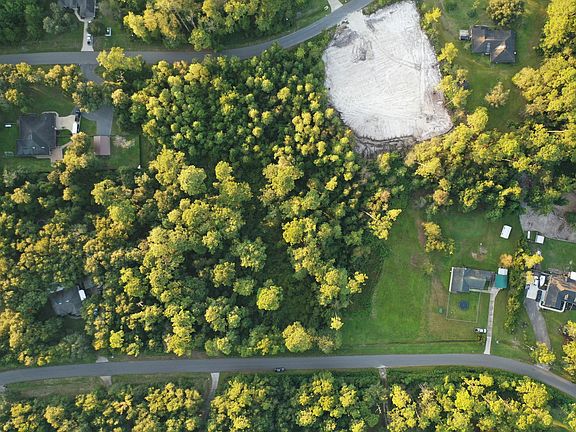 3rd image of 2798 Tansy Ave
