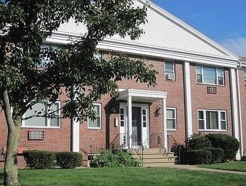 Building 6 front entrance