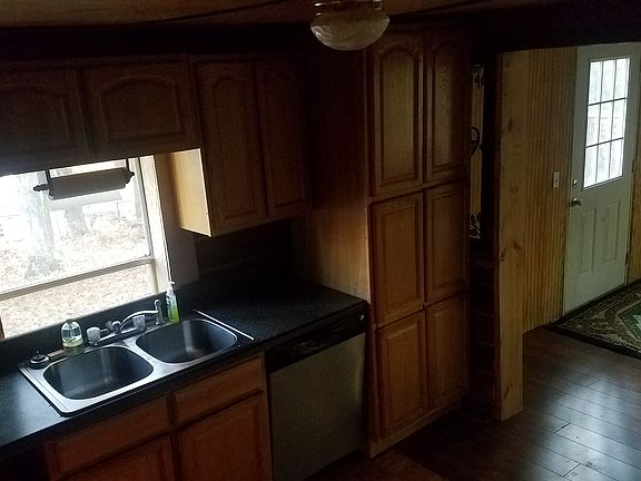 4th image of 1709 Walnut Hill Ln