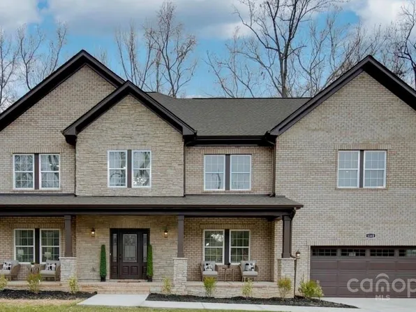 1312 Pleasant Plains Rd, Matthews, NC 28105