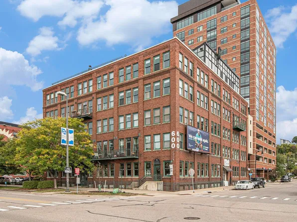 600 Monroe Ave NW APT 211, Grand Rapids, MI 49503