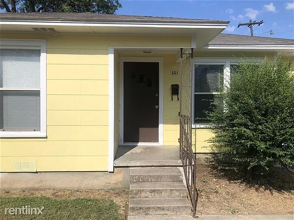 321 Bradley St — Photo 2