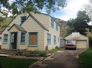 437 S E St, Lakeview, OR 97630