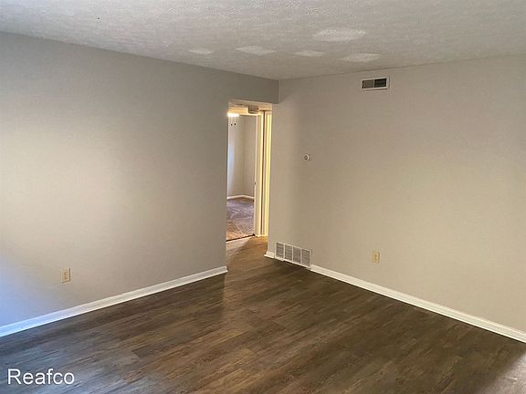2nd image of 2665 Medary Ave