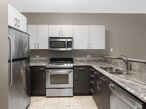 4th image of 140 N Euclid Ave APT 202
