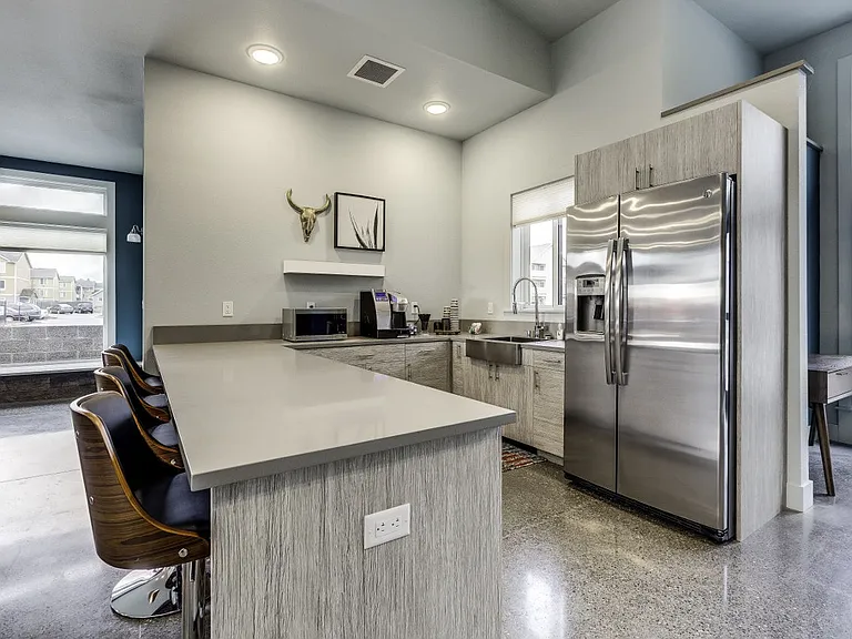 Union Park Apartments — Photo 30