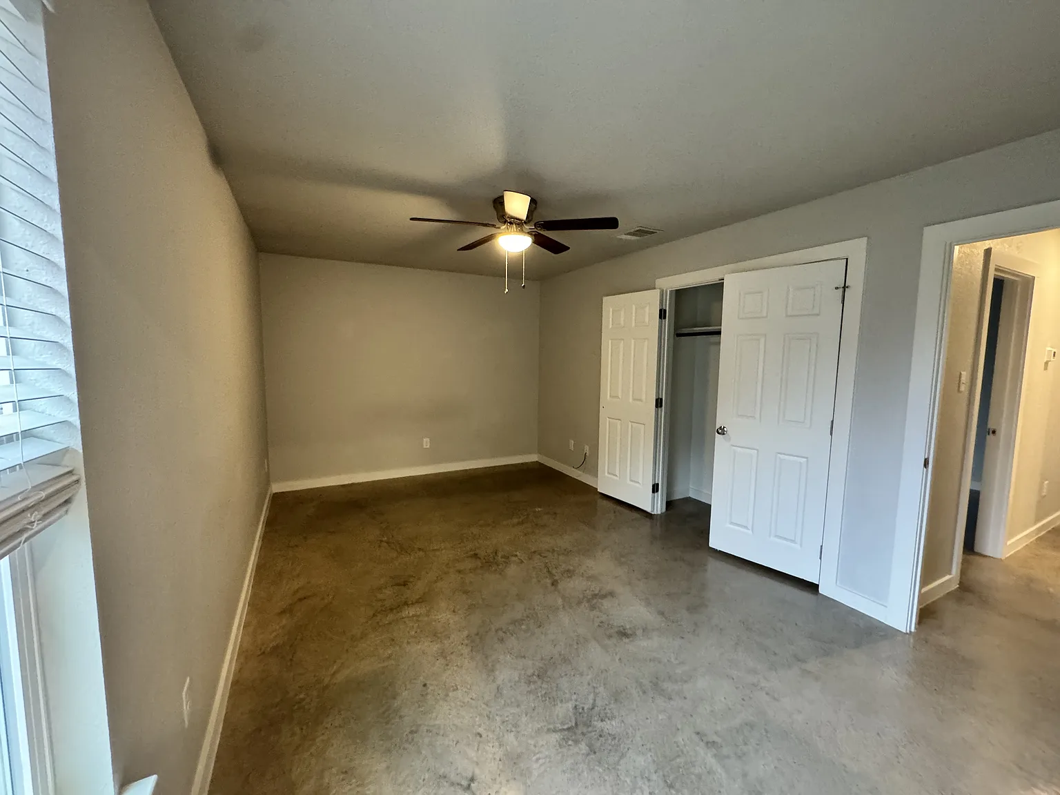 1415 Shoshoni Trail - B — Photo 3