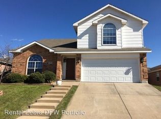 2705 Brea Canyon Rd, Fort Worth, TX 76108