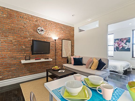 3rd image of 412 W 36th St #A