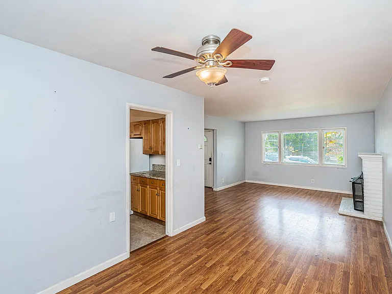 7345 Fay Ave — Photo 4
