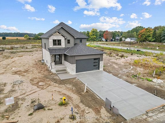 3rd image of 5 Doerr Ct